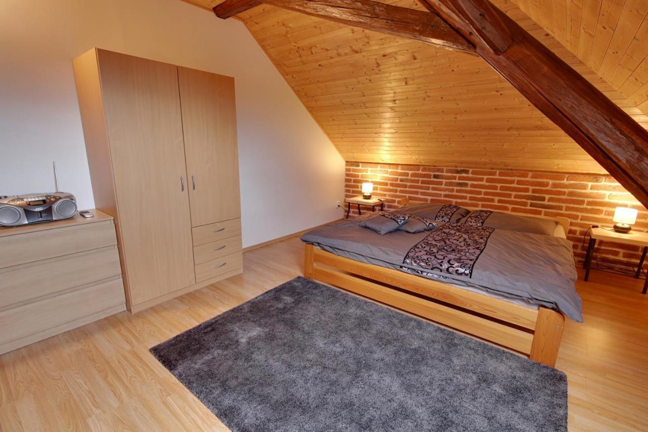 Holiday Home Kvitek Ctetin Bagian luar foto